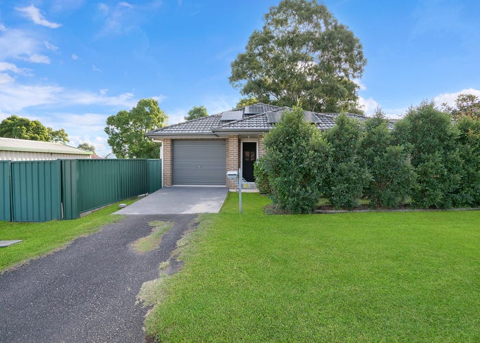 12a Devon Street, Greta, NSW 2334