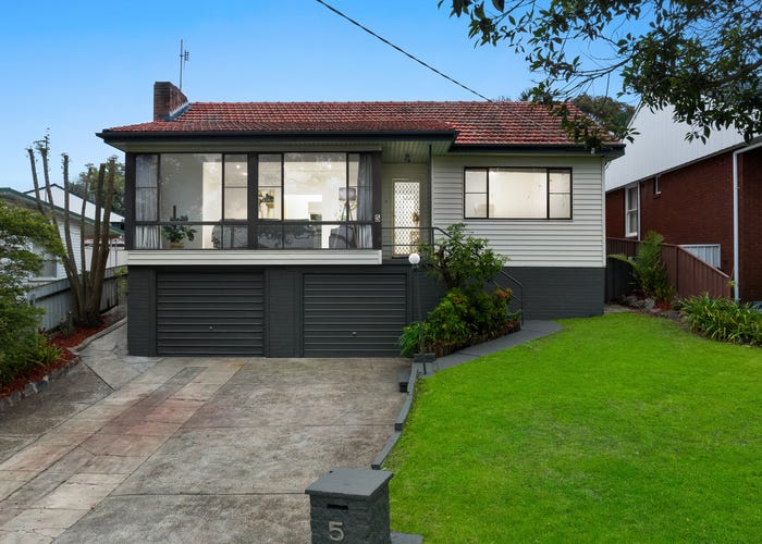 5 Belmont Crescent, Belmont, NSW 2280