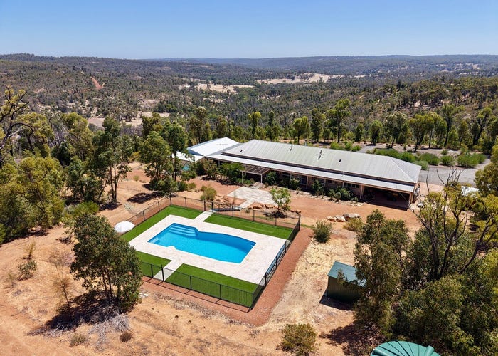 81 Hargraves Crescent, Gidgegannup, WA 6083