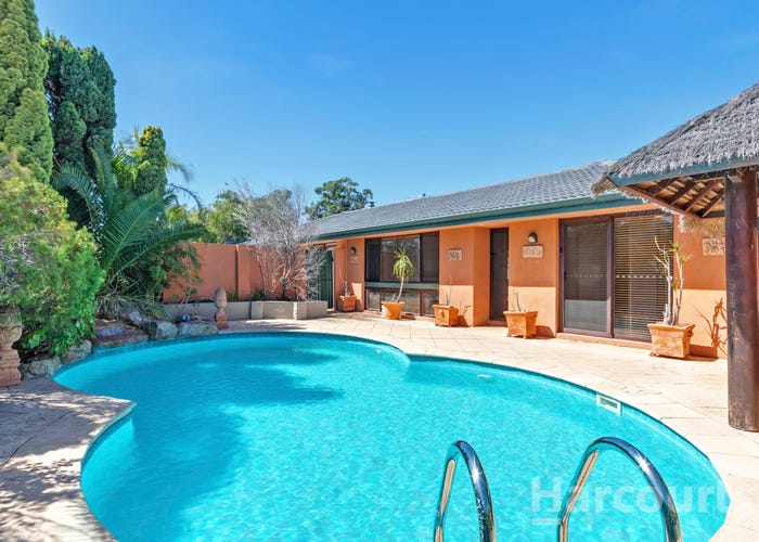 241 Camberwarra Drive, Craigie, WA 6025