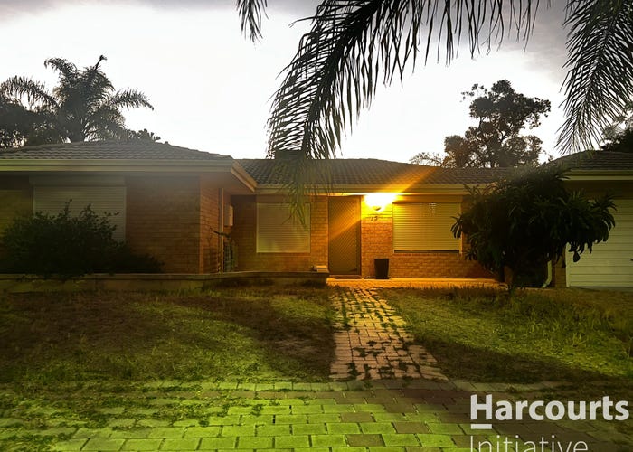 15 Veros Place, Marangaroo, WA 6064