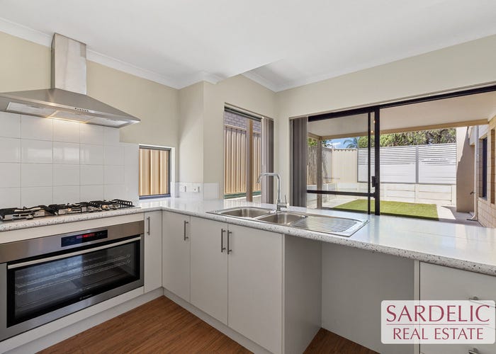 248a George St Queens Park WA 6107