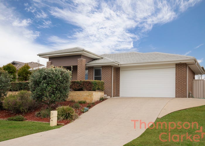 8 Hillgate Drive, Thornton, NSW 2322
