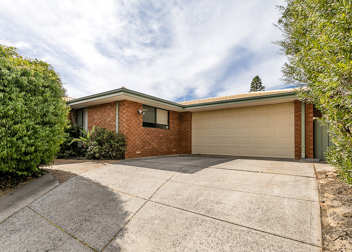 4 Barrallier Way, Padbury, WA 6025