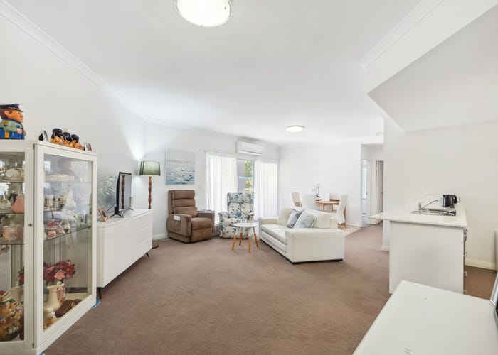 6/4 Wallsend Road, Woodbridge, WA 6056
