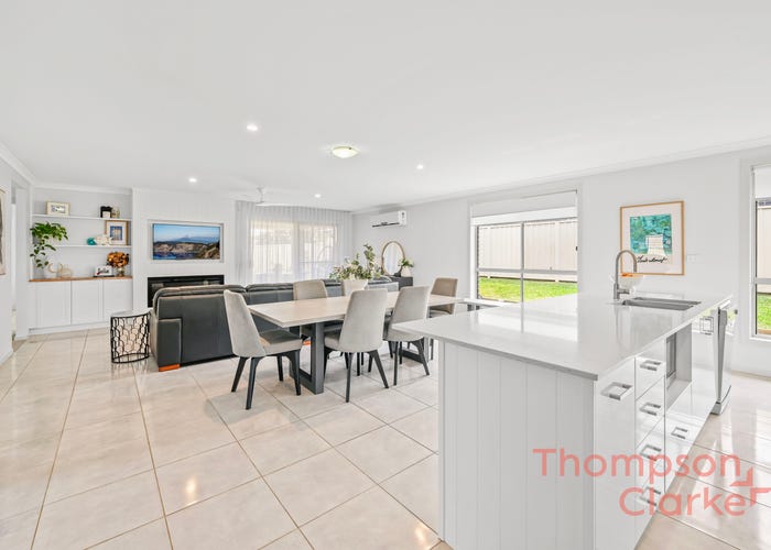 4 Harrow Street, Thornton, NSW 2322