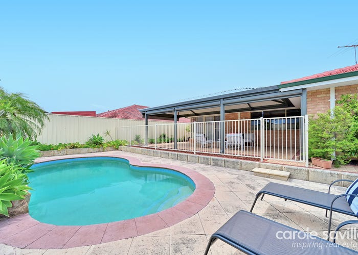 14 Laurelston Heights, Woodvale, WA 6026