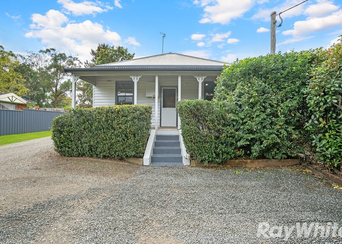 95 New England Highway, Greta, NSW 2334