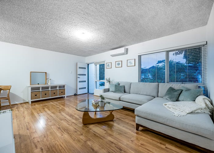 17 Myrtle Avenue, Sorrento, WA 6020