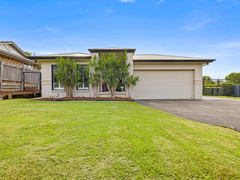 122 Linden Avenue,Boambee East