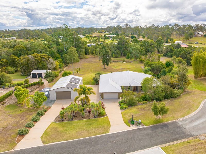 45 Bluewing Boulevard,Banks Pocket