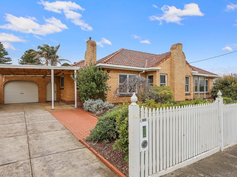 66 Flaxman Street,Warrnambool